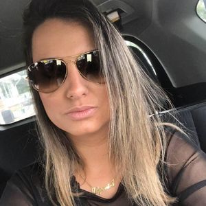 Meet your Posher, Yaponira